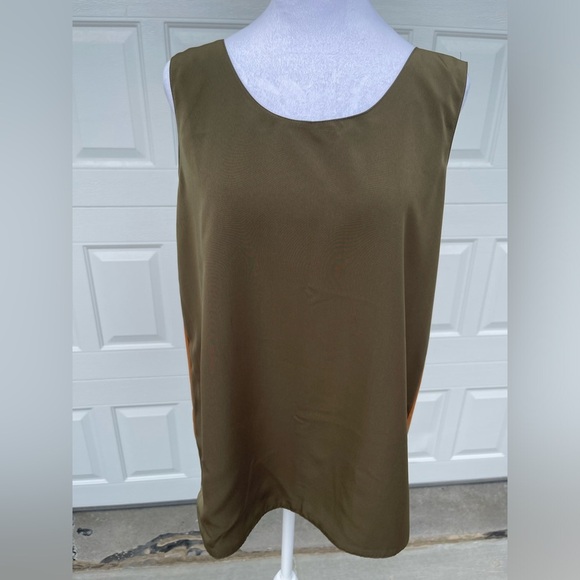 Women’s Reversible Artsy Tank Top, Size M/L - Picture 4 of 8